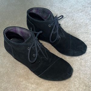 black BOB booties
